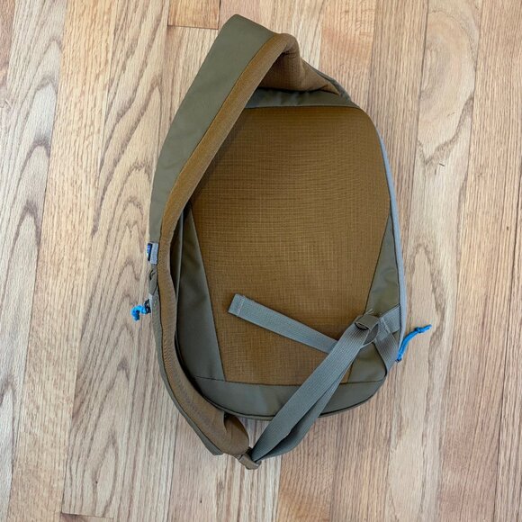 Patagonia Atomic Sling Bag - Picture 2 of 2